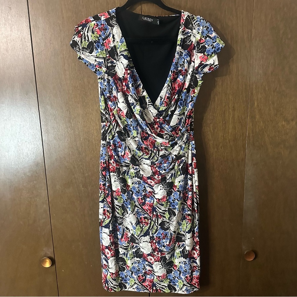 Lauren Ralph Lauren Floral Jersey Flutter-Sleeve Surplice Dress Lined Size 8 - Picture 5 of 15